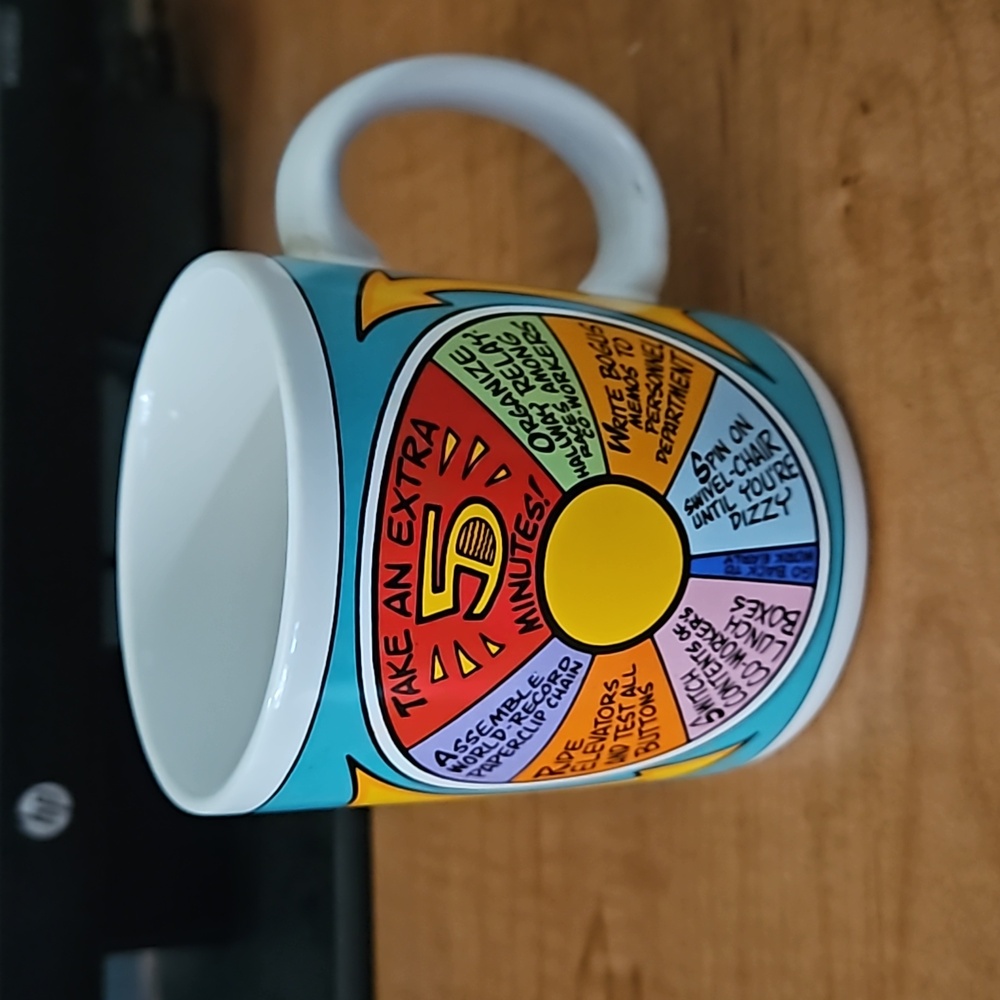 Comic style coffee cup it's time to take a 5 minute coffee break